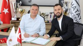 Hatayspor Emre Çolak’ı transfer etti