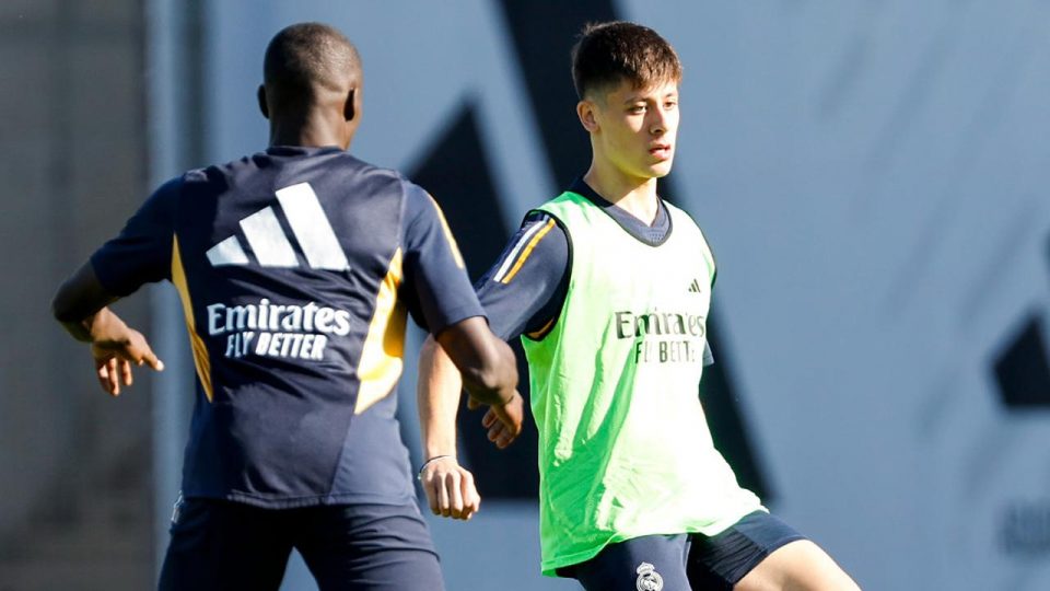 Real Madrid’de Arda Güler sakatlık sonrası ilk antrenmanına çıktı